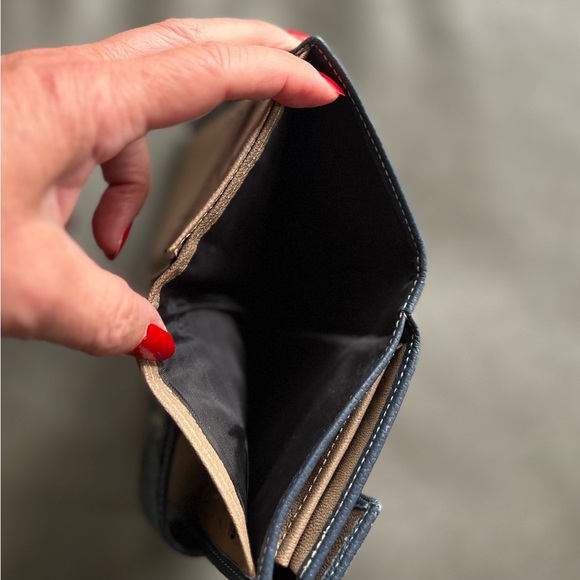 Renzo Costa genuine leather. - Picture 7 of 9